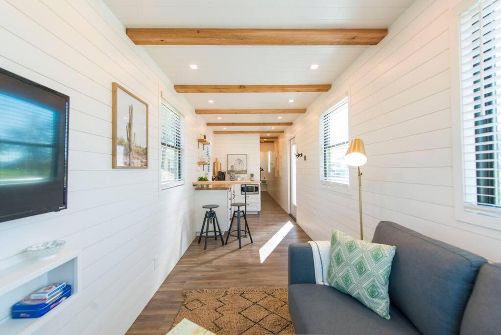 Container Home With Rooftop Views And Pickleball-Pecan Grove Bellmead Esterno foto