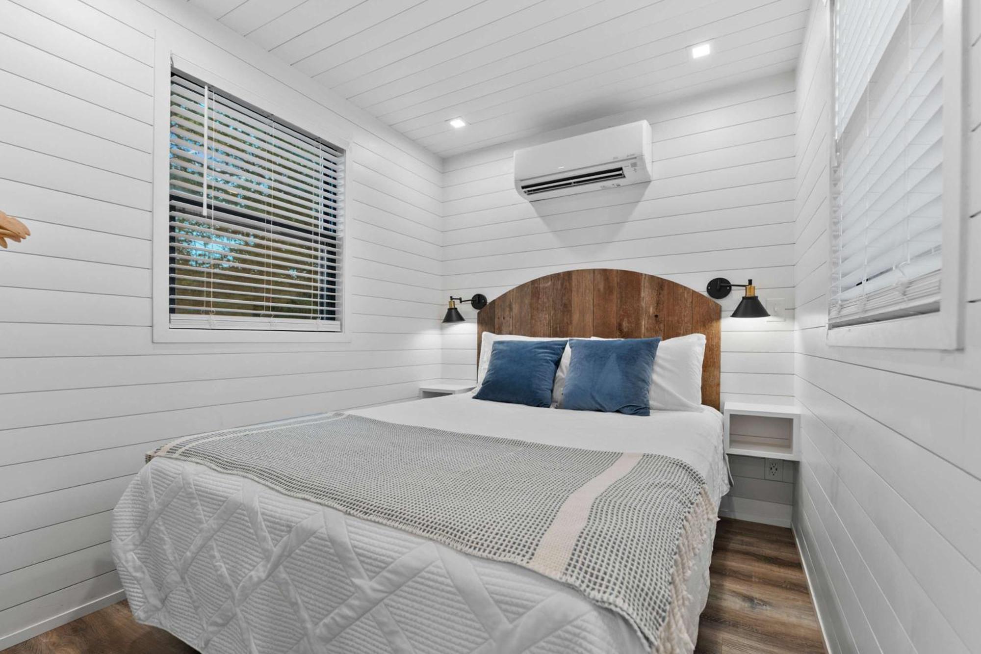 Container Home With Rooftop Views And Pickleball-Pecan Grove Bellmead Esterno foto